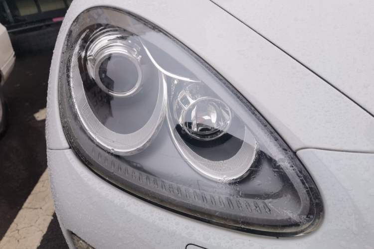 Used Porsche Cayenne 2011 Cayenne 3.0T Right Front Headlight