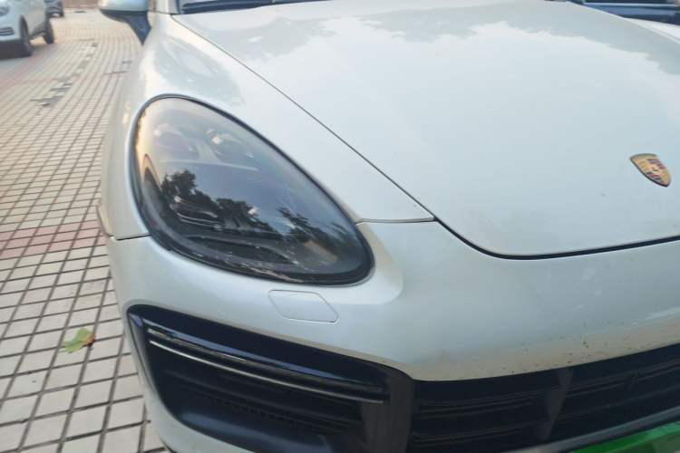 Used Porsche Cayenne 2011 Cayenne 3.0T Right Front Headlight