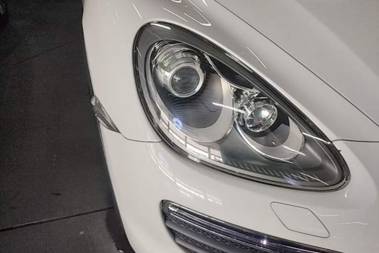 Used Porsche Cayenne 2011 Cayenne S 4.8L Right Front Headlight