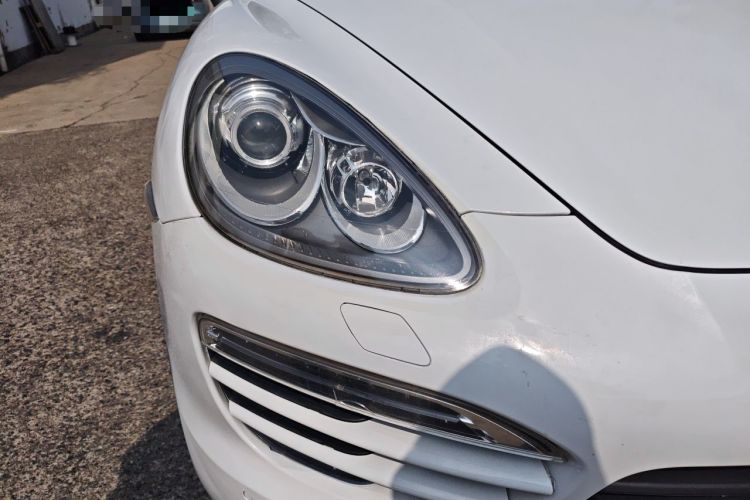 Used Porsche Cayenne 2011 Cayenne 3.0T Right Front Headlight