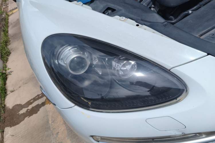 Used Porsche Cayenne 2011 Cayenne 3.0T Right Front Headlight