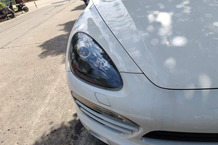 Used Porsche Cayenne 2011 Cayenne 3.0T Right Front Headlight