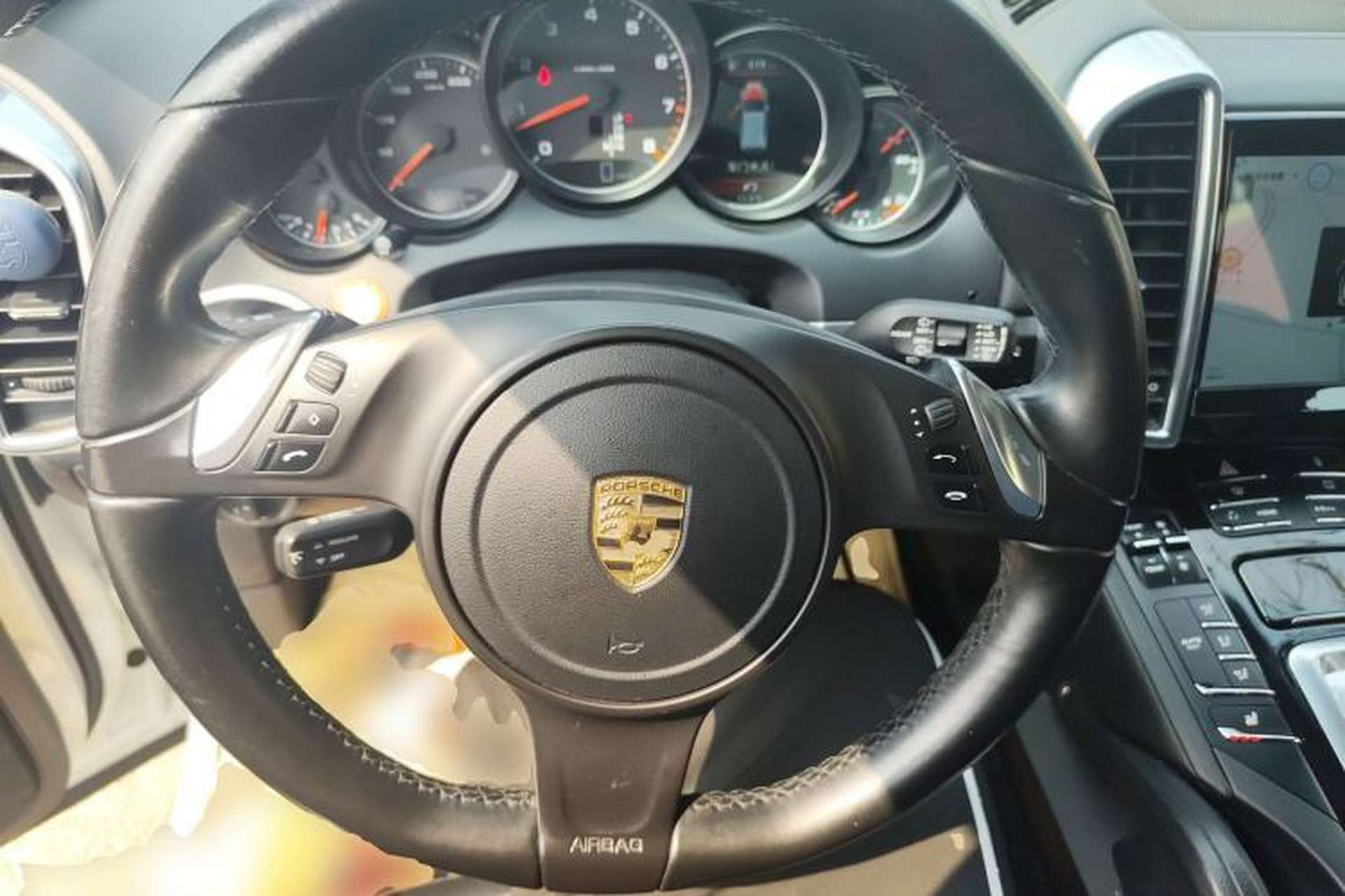 Used Porsche Cayenne 2011 Cayenne 3.0T Steering Wheel