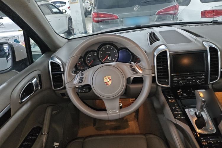 Used Porsche Cayenne 2011 Cayenne 3.0T Steering Wheel