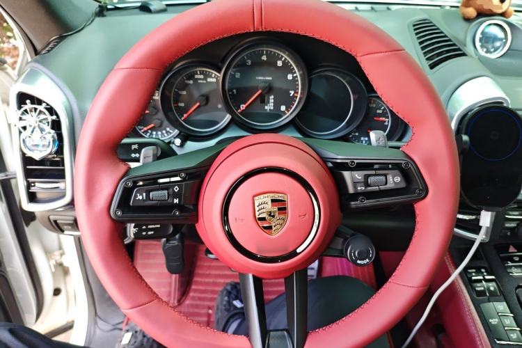 Used Porsche Cayenne 2011 Cayenne 3.0T Steering Wheel