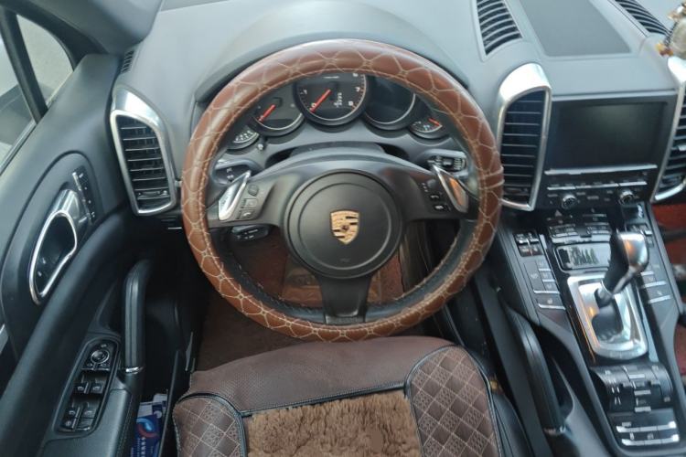 Used Porsche Cayenne 2011 Cayenne 3.0T Steering Wheel