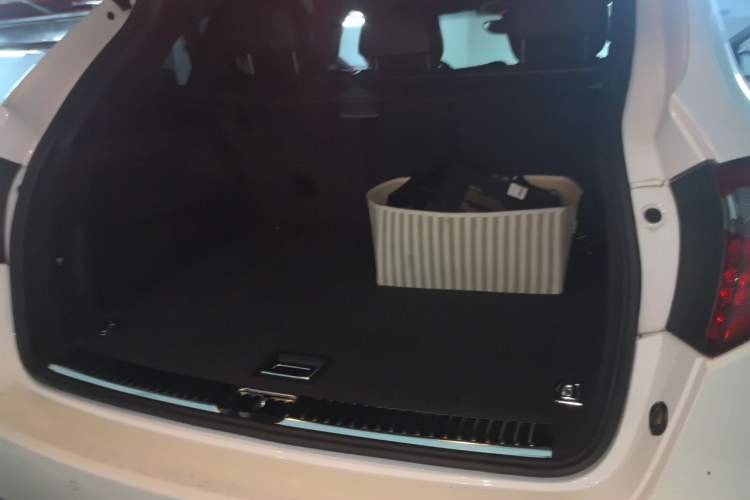 Used Porsche Cayenne 2011 Cayenne S 4.8L Trunk