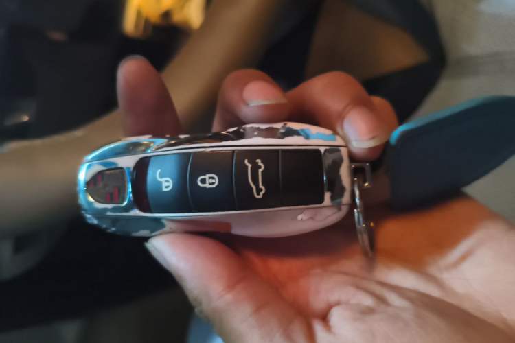 Used Porsche Cayenne 2011 Cayenne 3.0T Vehicle Key