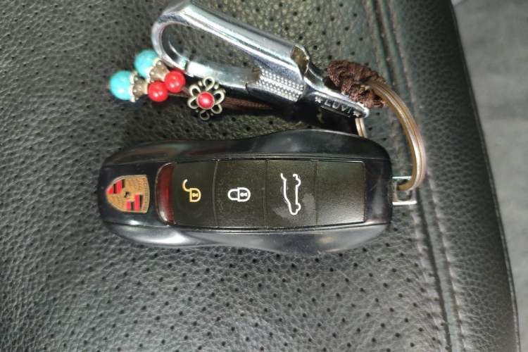 Used Porsche Cayenne 2011 Cayenne 3.0T Vehicle Key