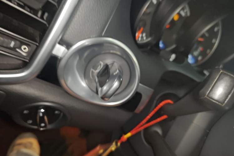 Used Porsche Cayenne 2011 Cayenne 3.0T Vehicle Key