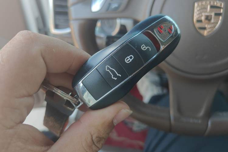 Used Porsche Cayenne 2011 Cayenne S 4.8L Vehicle Key