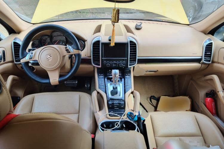Used Porsche Cayenne 2011 Cayenne 3.0T Center Console