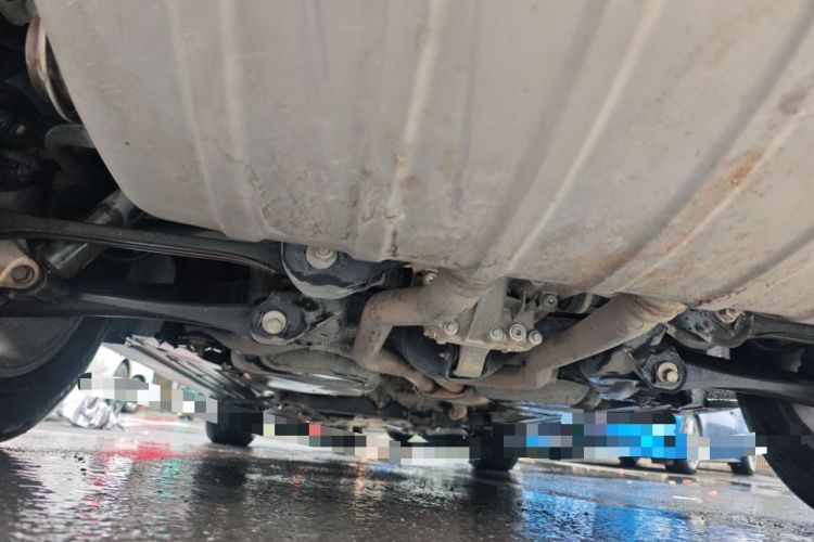 Used Porsche Cayenne 2011 3.6L automatic transmission U.S. specification Chassis Rear