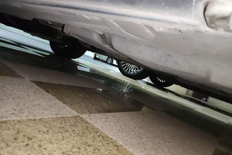Used Porsche Cayenne 2011 Cayenne 3.0T Chassis Rear Left
