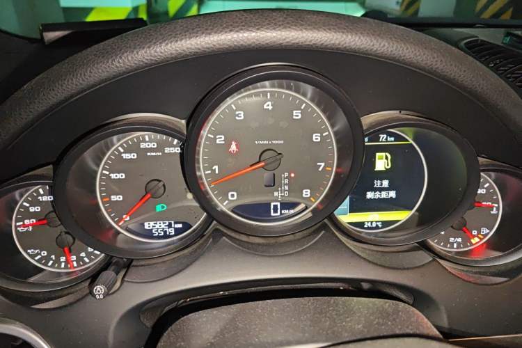 Used Porsche Cayenne 2011 Cayenne 3.0T Instrument Cluster
