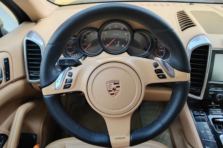 Used Porsche Cayenne 2011 Cayenne 3.0T Steering Wheel