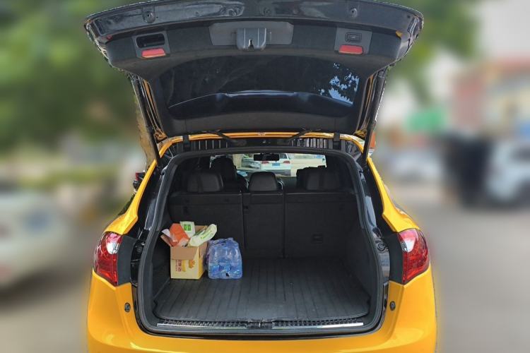 Used Porsche Cayenne 2011 Cayenne 3.0T Trunk