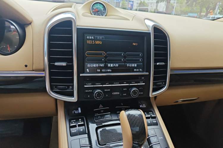 Used Porsche Cayenne  Audio And AC Panel