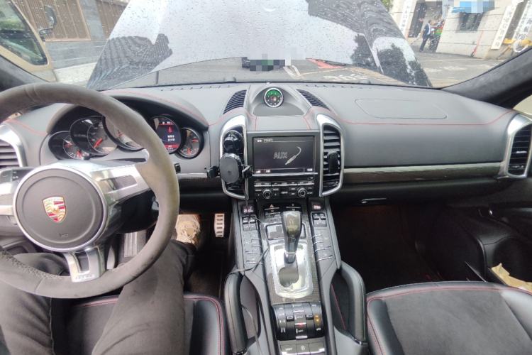 Used Porsche Cayenne 2012 Cayenne GTS 4.8L Center Console