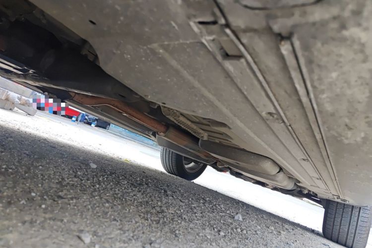 Used Porsche Cayenne  Chassis Front Left