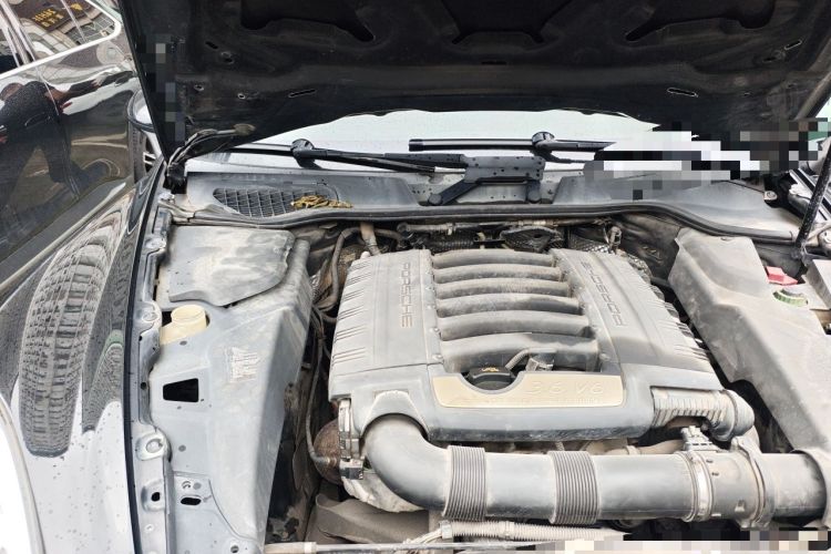 Used Porsche Cayenne  Engine Bay Right