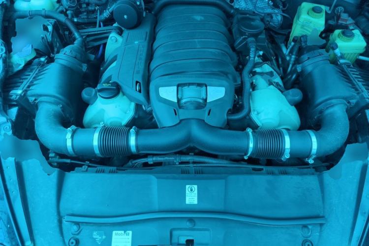 Used Porsche Cayenne 2012 Cayenne GTS 4.8L Engine Bay