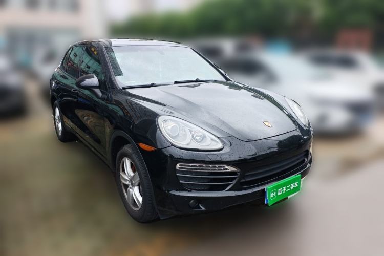 Used Porsche Cayenne  Front Right 45 Deg