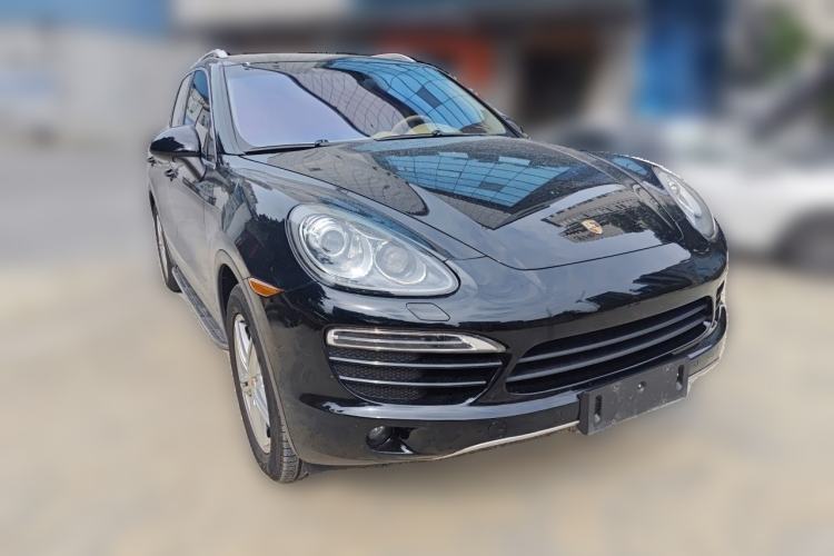 Used Porsche Cayenne  Front Right 45 Deg