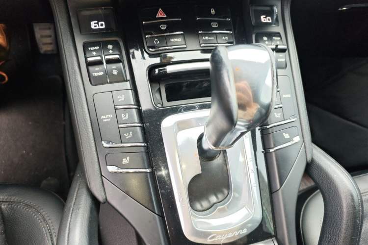 Used Porsche Cayenne  Gear Lever