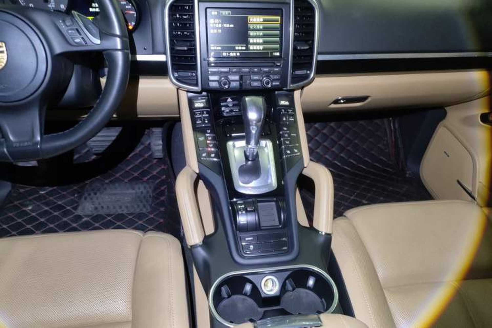 Used Porsche Cayenne 2012 3.0T parallel import Gear Lever