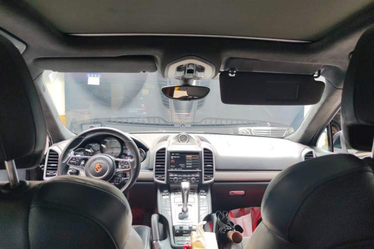 Used Porsche Cayenne 2012 Cayenne GTS 4.8L Headliner