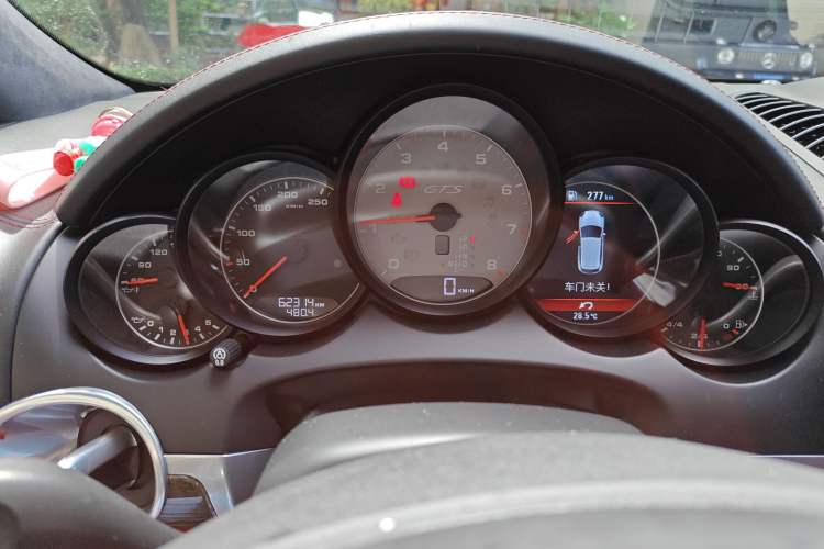 Used Porsche Cayenne 2012 Cayenne GTS 4.8L Instrument Cluster