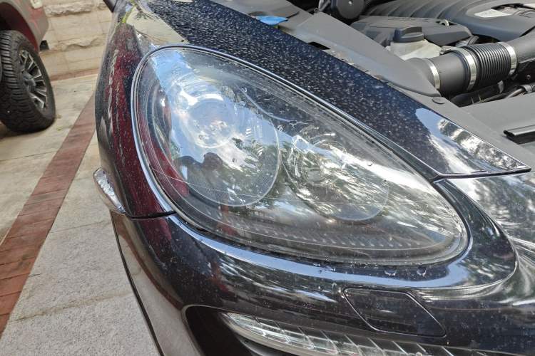 Used Porsche Cayenne 2012 Cayenne GTS 4.8L Right Front Headlight