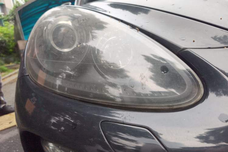 Used Porsche Cayenne 2012 Cayenne GTS 4.8L Right Front Headlight