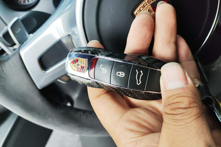 Used Porsche Cayenne 2012 Cayenne GTS 4.8L Vehicle Key