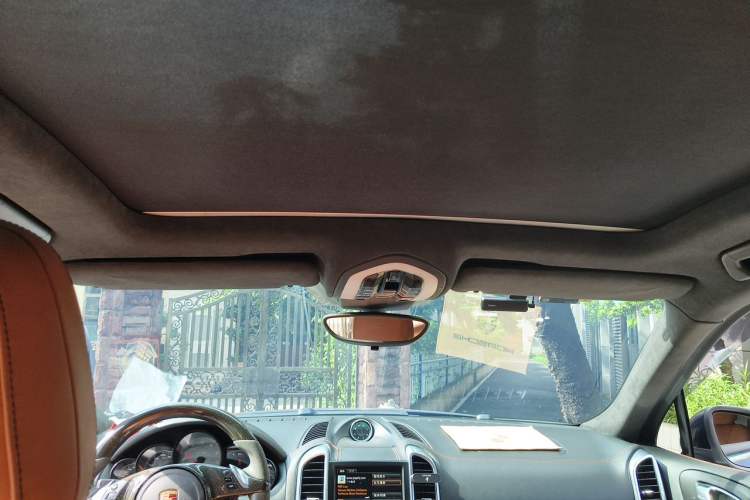 Used Porsche Cayenne 2012 Cayenne GTS 4.8L Headliner