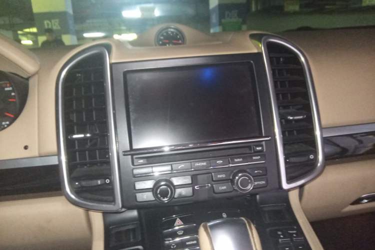 Used Porsche Cayenne 2012 3.0T parallel import Audio And AC Panel