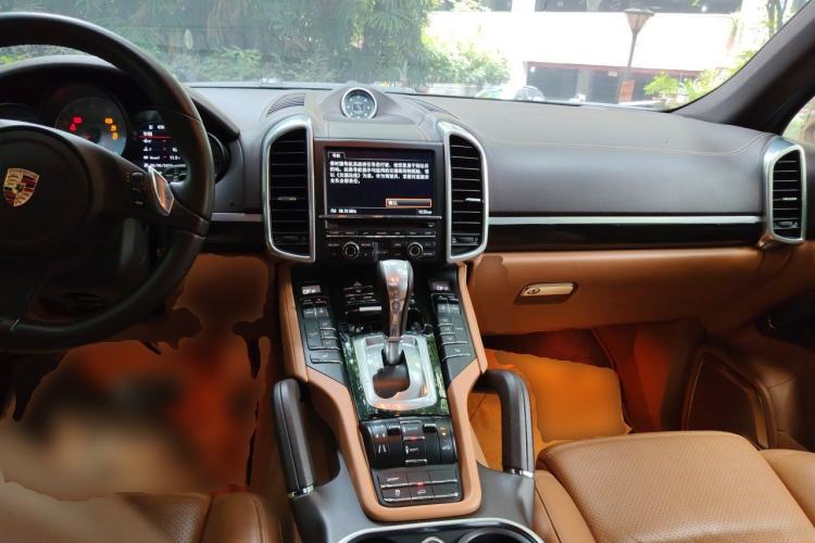 Used Porsche Cayenne 2012 Cayenne GTS 4.8L Center Console