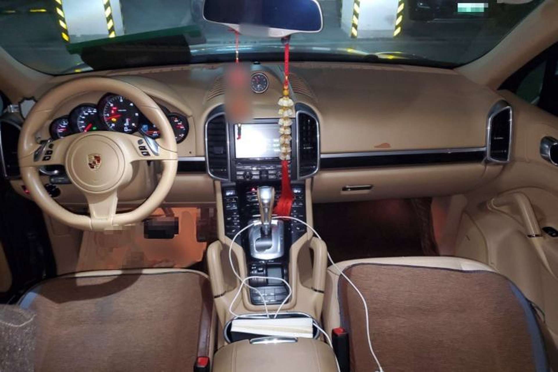 Used Porsche Cayenne  Center Console
