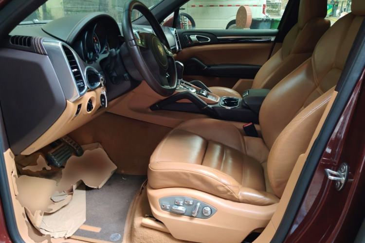 Used Porsche Cayenne 2012 Cayenne GTS 4.8L Driver Seat