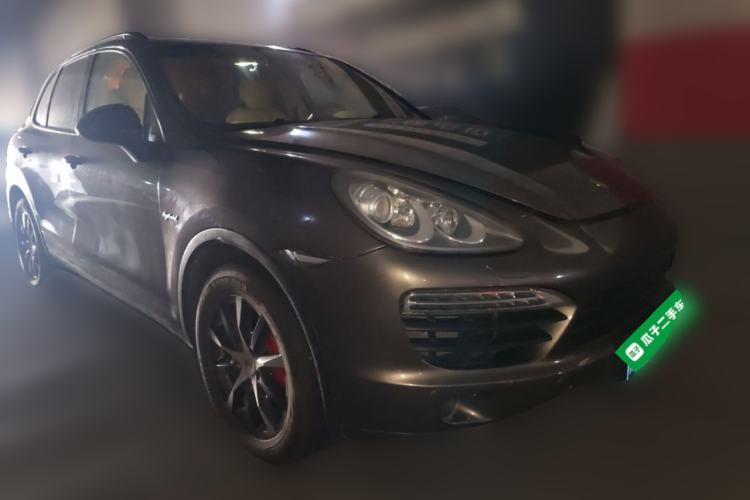 Used Porsche Cayenne 2012 3.0T parallel import Front Right 45 Deg