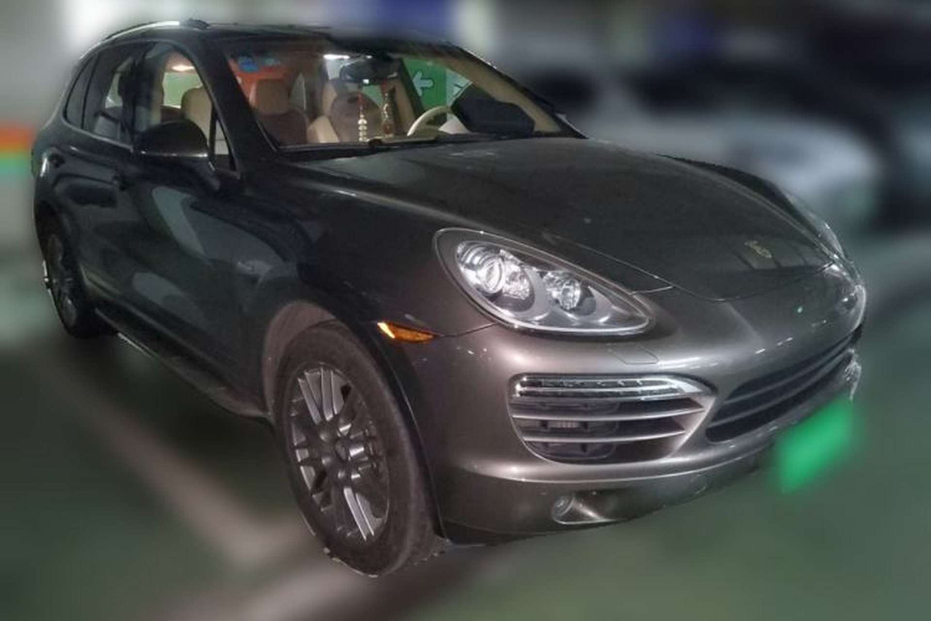 Used Porsche Cayenne  Front Right 45 Deg