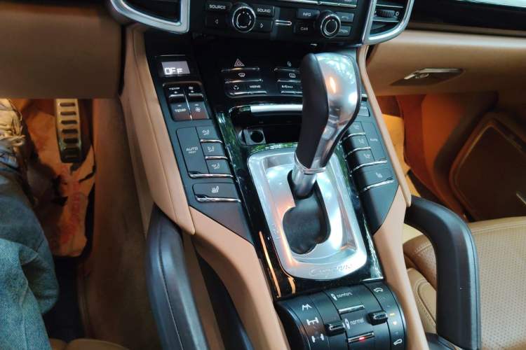 Used Porsche Cayenne 2012 Cayenne GTS 4.8L Gear Lever