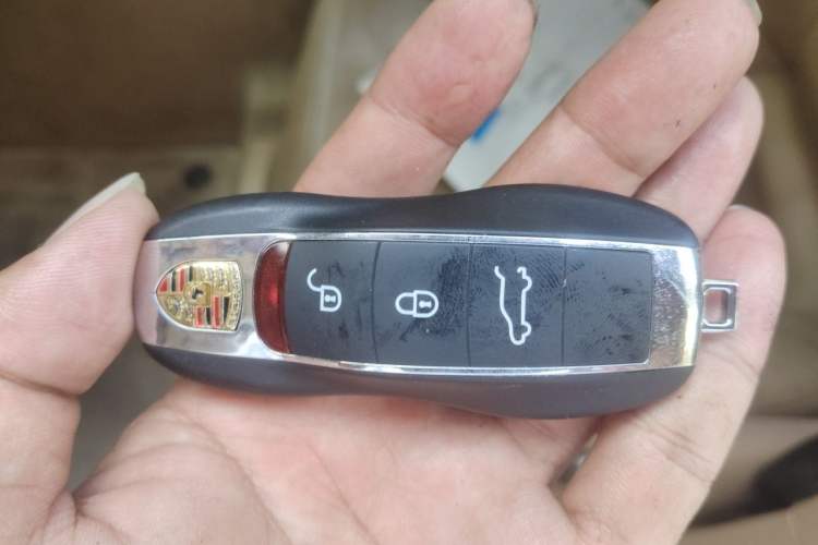 Used Porsche Cayenne 2012 Cayenne GTS 4.8L Vehicle Key