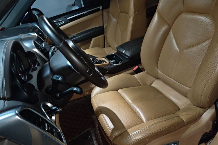 Used Porsche Cayenne 2012 3.0T parallel import Left Front Seat