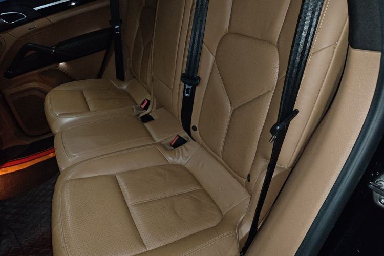 Used Porsche Cayenne 2012 3.0T parallel import Left Rear Seat