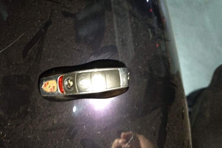 Used Porsche Cayenne 2012 3.0T parallel import Vehicle Key