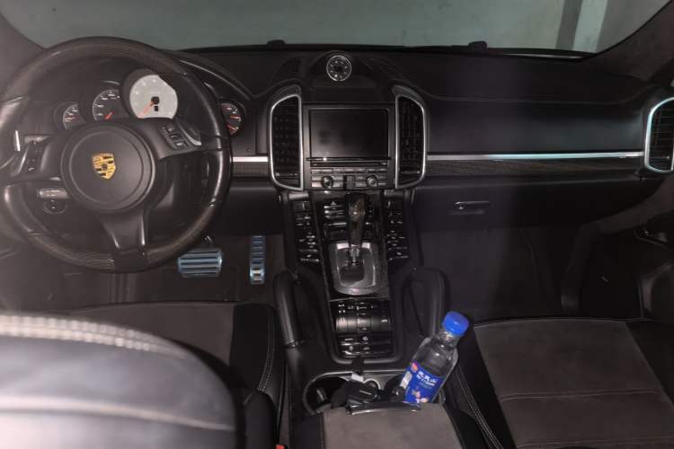 Used Porsche Cayenne 2012 Cayenne GTS 4.8L Center Console