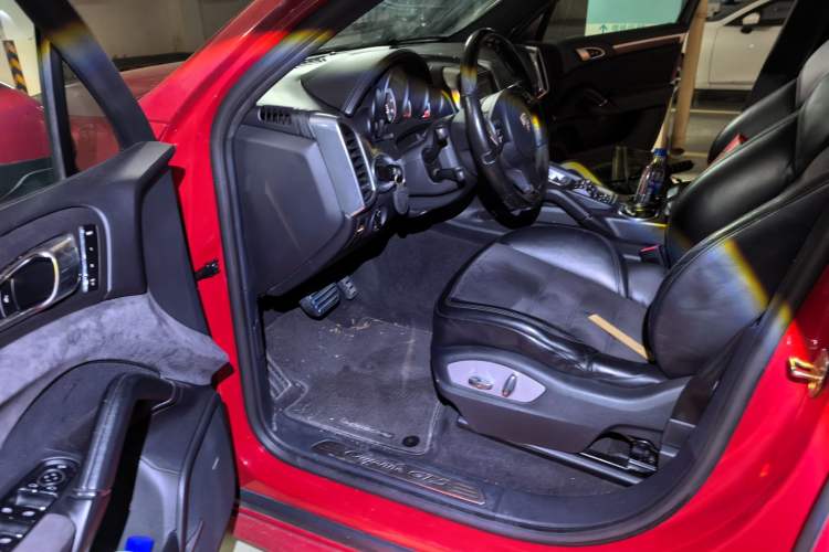 Used Porsche Cayenne 2012 Cayenne GTS 4.8L Driver Seat