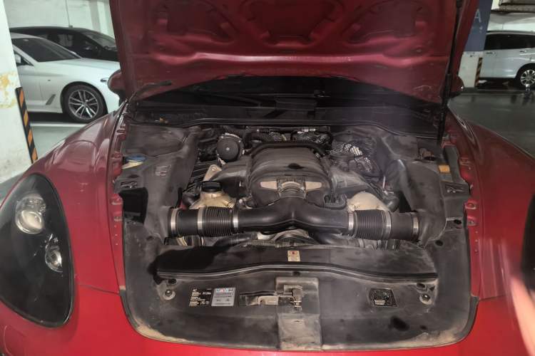 Used Porsche Cayenne 2012 Cayenne GTS 4.8L Engine Bay